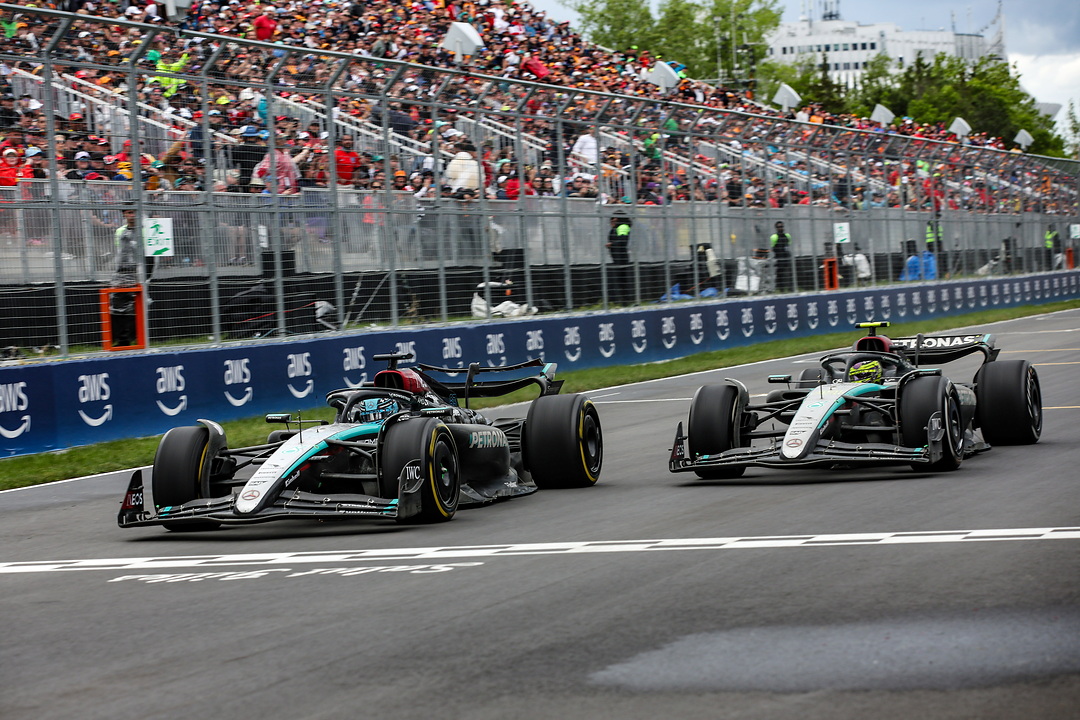 A Mercedes chegou na briga? – Newsletter No Paddock da F1 com a Ju #266