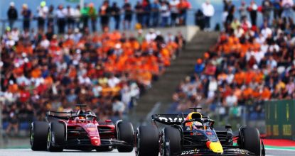 SPIELBERG, AUSTRIA - JULY 10: Max Verstappen of the Netherlands driving the (1) Oracle Red Bull Racing RB18 leads Charles Leclerc of Monaco driving the (16) Ferrari F1-75 during the F1 Grand Prix of Austria at Red Bull Ring on July 10, 2022 in Spielberg, Austria. (Photo by Clive Rose/Getty Images) // Getty Images / Red Bull Content Pool // SI202207100293 // Usage for editorial use only //
