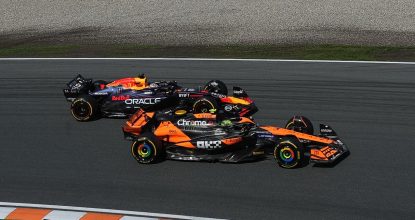 ZANDVOORT, NETHERLANDS - AUGUST 25: Lando Norris of Great Britain driving the (4) McLaren MCL38 Mercedes overtakes Max Verstappen of the Netherlands driving the (1) Oracle Red Bull Racing RB20 during the F1 Grand Prix of Netherlands at Circuit Zandvoort on August 25, 2024 in Zandvoort, Netherlands. (Photo by Alex Bierens de Haan/Getty Images) // Getty Images / Red Bull Content Pool // SI202408270187 // Usage for editorial use only //